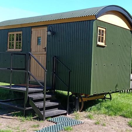 The Homestead West Parley Экстерьер фото